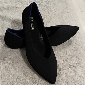 Rothy's Black Pointed Knit Flats with Blue Trim Accent